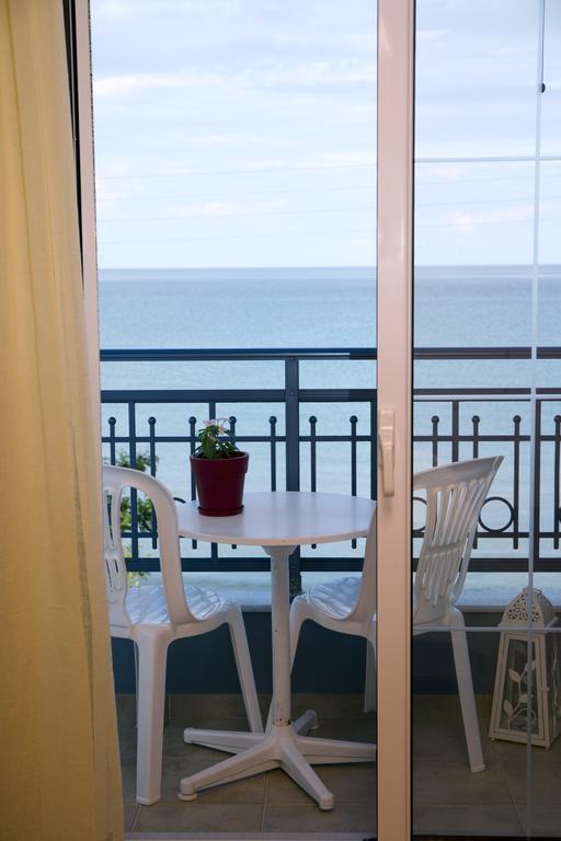 Arion Hotel Skala Potamia  Extérieur photo